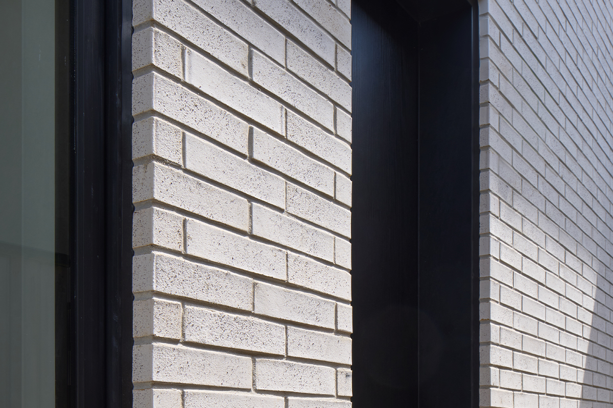 0001 DS White Ash
